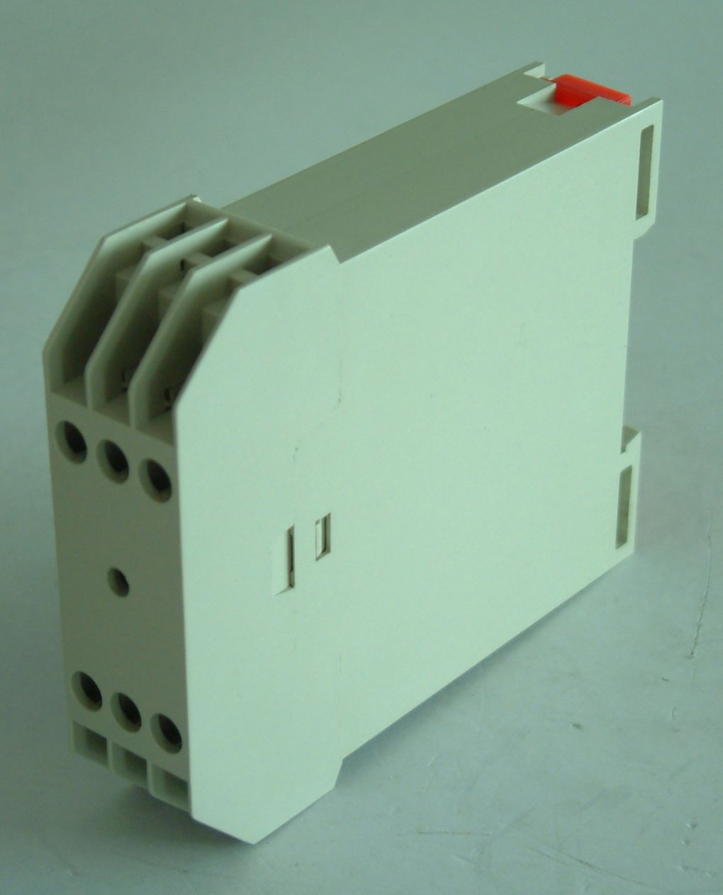DIN35壳.jpg