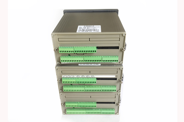 多通道仪表 XSDAL-AH4RRRRT8A1A1A1A1S2V1 24.jpg