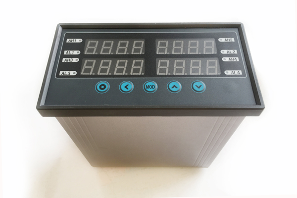 多通道仪表 XSDAL-AH4RRRRT8A1A1A1A1S2V1 08.jpg
